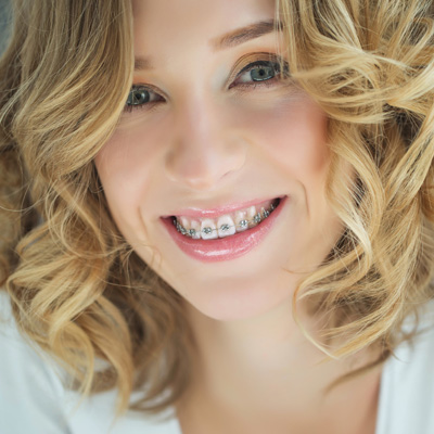 Pappas Family Dentistry | Dentures, Air Abrasion and Preventative Program